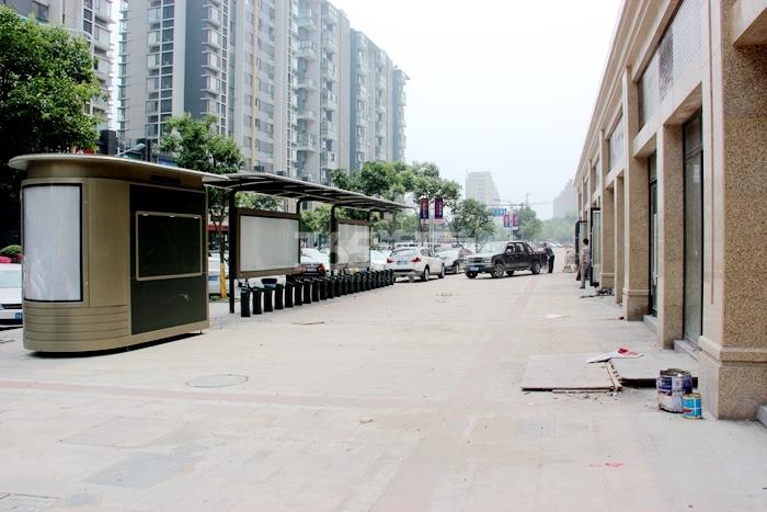 广大融城印象沿街实景图 2015年6月摄