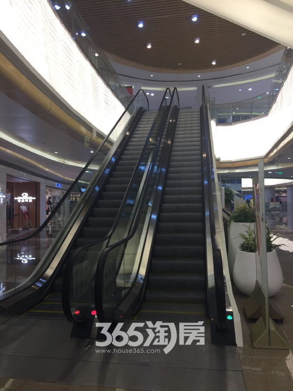 安粮城市广场商业实景